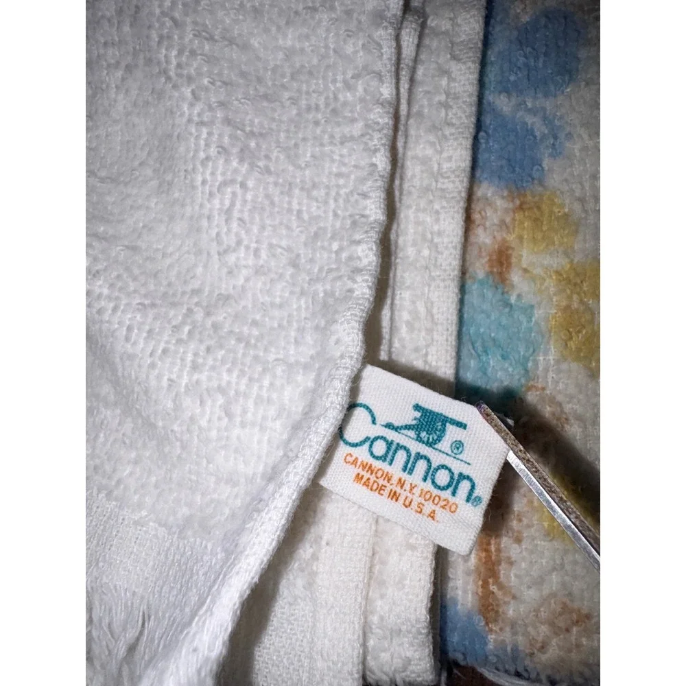Vintage Cannon Floral Bath Towel Blue Yellow White Fringe Made in USA 1970s